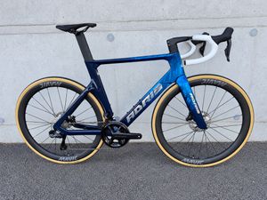 ADRIS VITESSE carbone NEUF – Ultegra – Roues Mavic... - 1