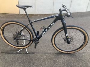 VTT BULLS BLACK ADDER TEAM - 1