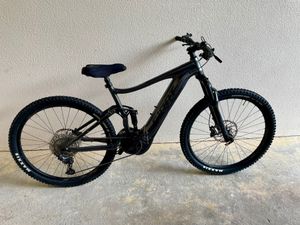 Giant Stance E+ 1 Pro Taille L 854 km  - 1
