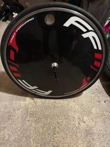 Roue lenticulaire triathlon - 1