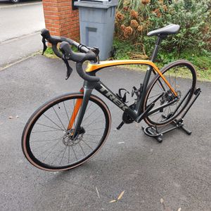 Trek Domane SL 5 avec nouveau groupe 105 12 vitess... - 1