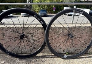 Paire de roues DT SWISS AR 1600 SPLINE 30mm Disque - 1