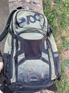 Sac VTT EVOC E-RIDE 30  - 1