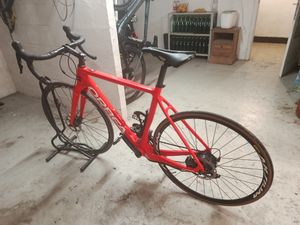 Vélo de course électrique  - 1
