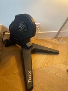 Home trainer Tacx Flux S  - 1
