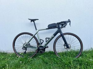 Canyon Grail CF SLX 8 Di2 - Gravel - 1