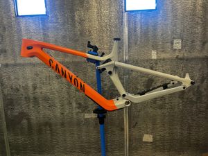 Canyon Strive cadre - 1