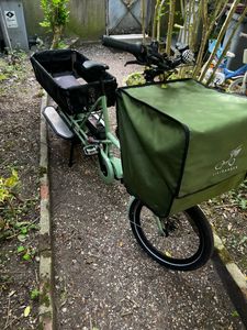Vélo cargo électrique  - 1