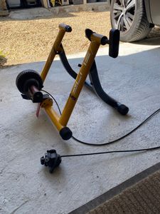 Home-trainer Élite pour vélo patins - 1
