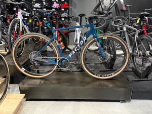 Factor Aluto  Gravel - 1