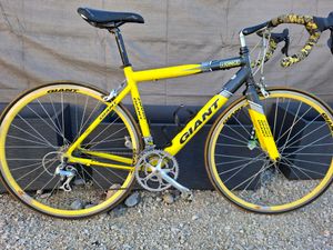 Vélo de course Giant - 1