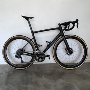 Tarmac Pro SL6 Di2 Disc - 1