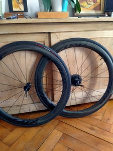 Zipp 303 nsw patin/ pneus Shimano  - 1