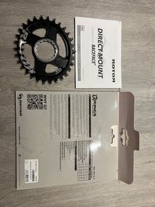 ROTOR Qring oval 30T  - 1