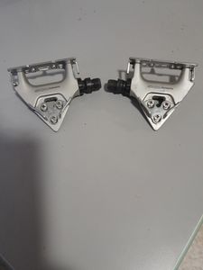 Pédales shimano 105 - 1