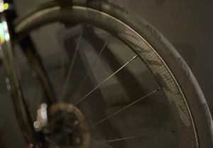🔥ZIPP 202 NSW disc carbon pneus🔥dt swiss mavic c... - 1