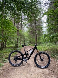 Trek Fuel EX 9.9 - 1