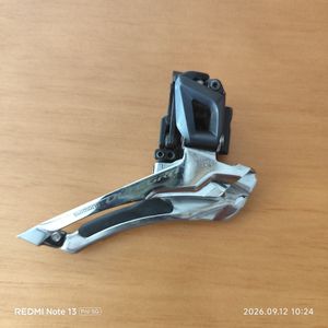 Dérailleur AVANT Ultegra FD R-8000 Vendu  - 1