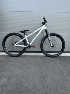 COMMENCAL ABSOLUT PIKE SILVER PURE WHITE - 1