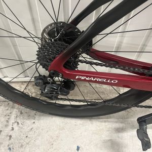 Pinarello dogma F12 ineos  - 1