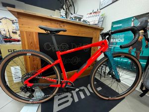 BMC URS TWO SRAM APEX - 1