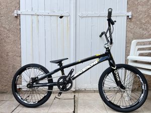 BMX race Staystrong v4  - 1