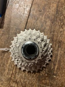 Cassette Pignons Vélo de course 9 Speed Shimano HG CS-HG61-9