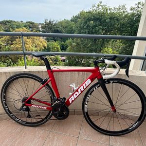 Vélo de route Adris  - 1