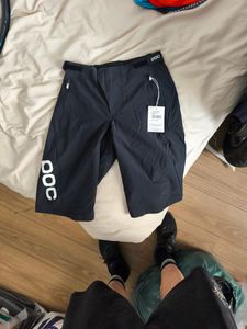 Short POC, Essential Enduro, Noir, taille XS - 1