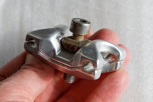 Chariot de selle - Aluminium - vis inox - 1