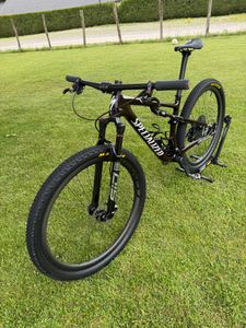 specialized EPIC expert - 1
