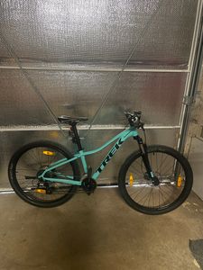 VTT Trek Marlin 6 - 1