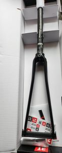Fourche carbone 3t 650c 1-1/8 - 1