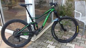 vtt homme tout suspendu en carbone Giant - 1