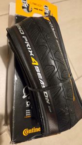 Pneu continental  32 - 1