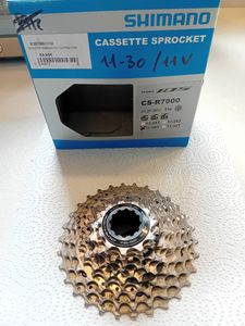 Cassette Shimano 11 vitesses - 11/30 - très bon ét... - 1