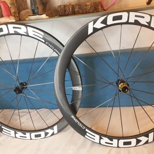 Kore Cyclone paire roues carbones neuves 1220g pou... - 1