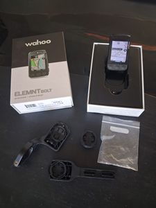 Wahoo ELEMNT BOLT V2 – GPS vélo – boîte + supports... - 1