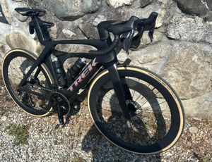 TREK MADONE SLR 2023 T56 - 1