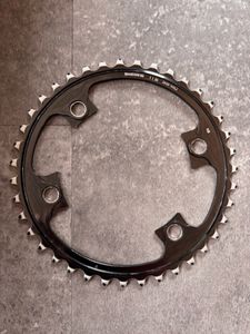 Plateau Shimano 11 vitesses 39 dents - 1