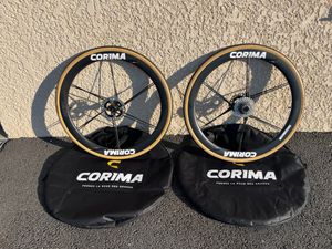 Paire de Roues Corima 45 MCC 28" TUBELESS DX - 1
