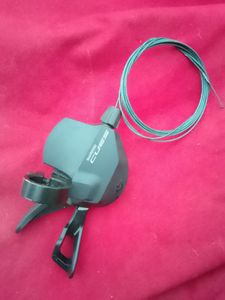 Shifter shimano CUES 9v neuf - 1