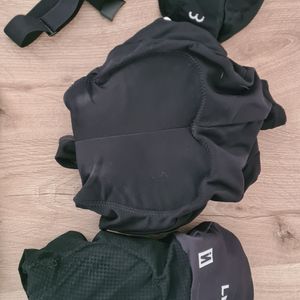 Lot de vêtements de vélos  - 1