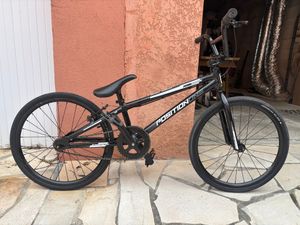 Bmx race position one race séries  - 1