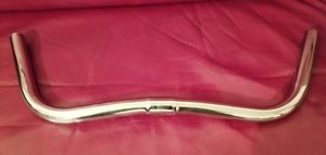 Cintre hirondelle chromé 25,4 x 485mm comme neuf - 1