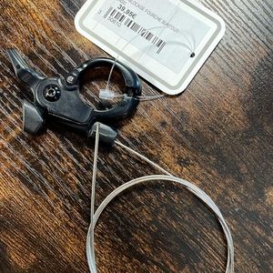 NEUF ! MANETTE DE BLOCAGE FOURCHE SUNTOUR UNIVERSE... - 1