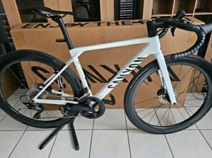Magnifique vélo de route Canyon - 1