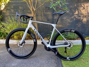 Canyon Endurace CF SLX 8 Di2 - 1