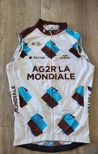 Gilet léger Ag2r - 1