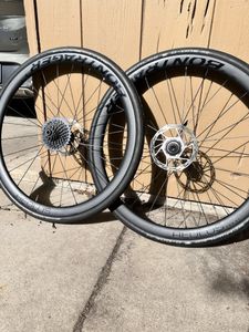 Paire de roues Bontrager Aeolus Pro 37 - 1